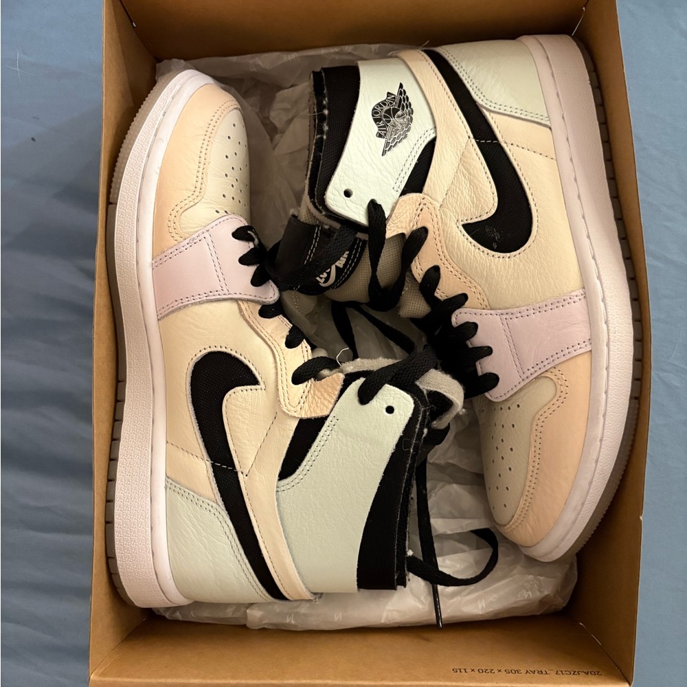 Air Jordan 1 Retro High OG Sneakers Easter